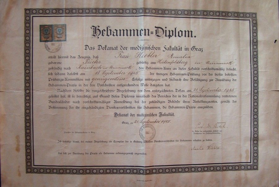 53-500 1925 Szülésznői diploma, 1 db 10.000 és 1 db 5.000 kr. okmánybélyeggel