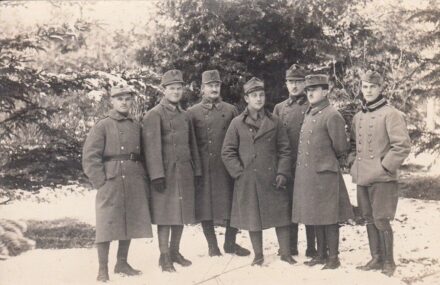 53-1089 Katonai csoportkép fotólap " Laborc György Péter gyüjteményéből" felirattal 15x10cm