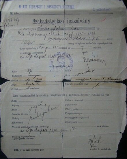 54-1261 1916 Szabadságolási igazolvány / M. Kir. Budapesti I. Honvédgyalogezred 1. pótszázad pecsétjével