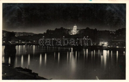 Budapest I. Királyi palota éjjel