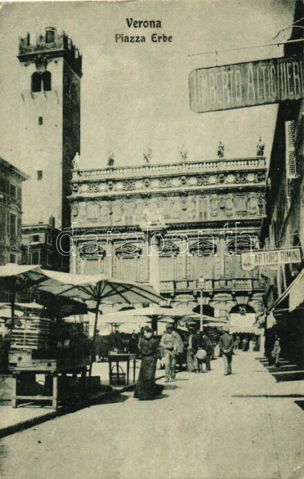 Verona, Piazza Erbe / fruit market, shop of Arturo Rimini (EK)