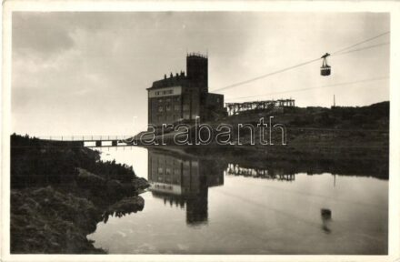 Tátra, Függővasút állomás a Lomnici csúcsra, drótkötélpálya, Kőpataki-tó / stanica lanovky / cable car station