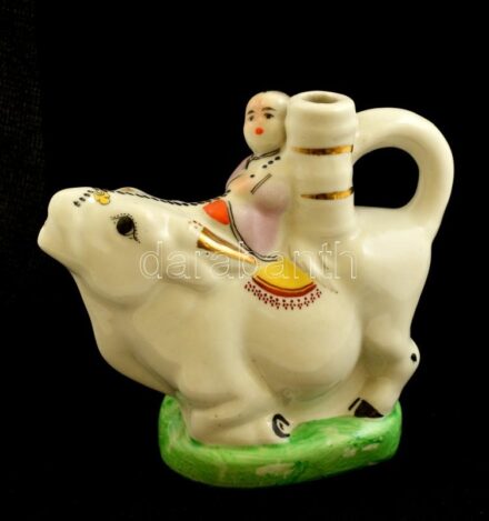 Keleti motívumos porcelán kiöntő, kézzel festett, jelzés nélkül, kopásokkal, m: 14 cm