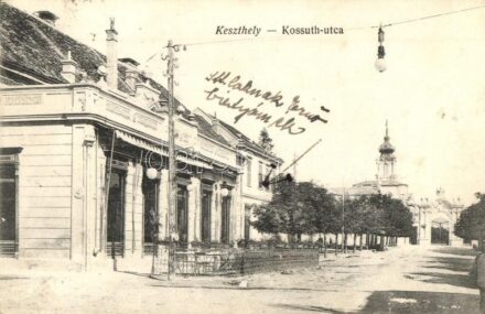 Keszthely, Kossuth utca, kávéház
