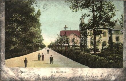 Siófok, Út a fürdőhöz, villák (Rb)