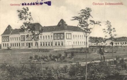 Debrecen-Pallag, Gazdasági tanintézet. Thaisz Arthur előbb Pongrácz Géza kiadása (EK)