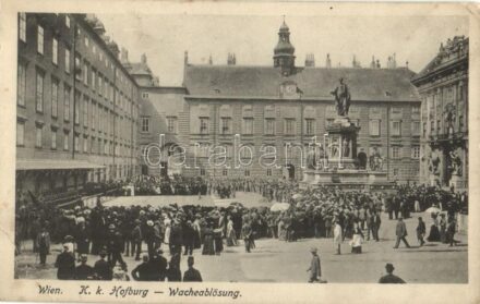 Vienna, Wien - 2 pre-1945 town-view postcards: Hofburg, Franzensring, trams
