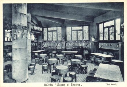 Rome, Roma; Dalla Rupe Tarpea Alle Grotte di Enotria / restorant and winery, interior