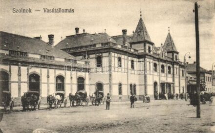 Szolnok, Vasútállomás (EK)