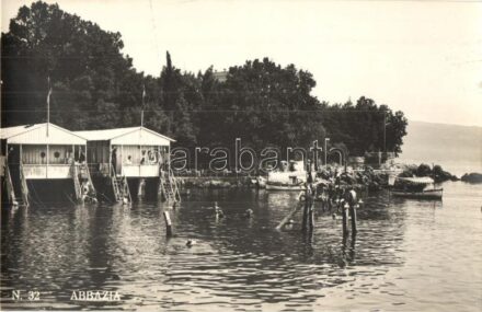 Abbazia, Opatija; bathing people at the beach, spa. Ed. Emiro Fantini