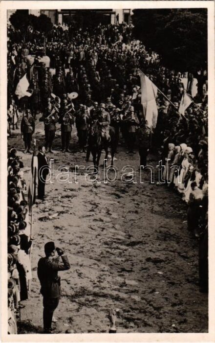 1938 Ipolyság, Sahy; bevonulás, katona zenekar / entry of the Hungarian troops, military music band. 'Az első visszatért magyar város Ipolyság' So. Stpl