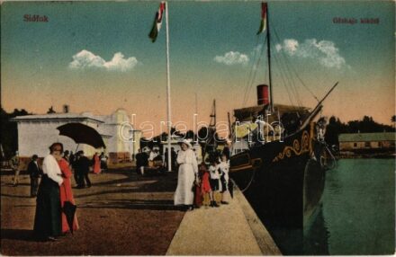 1920 Siófok, Gőzhajó kikötő, Baross gőzös