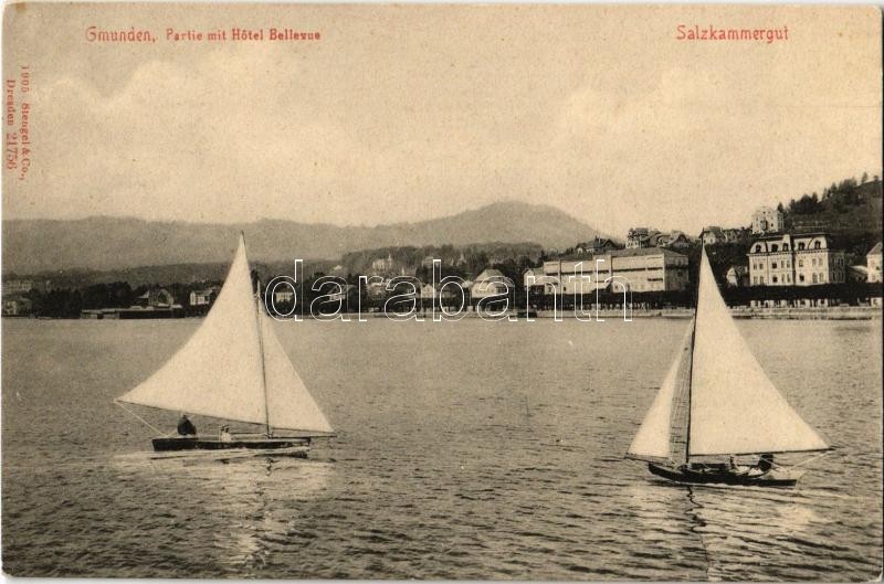 Gmunden, Salzkammergut, Partie mit Hotel Bellevue / lake, sailboats, hotel