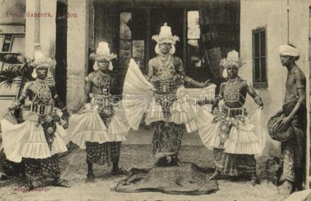 Ceylon, Sri Lanka; Devil dancers, folklore. Skeen-Photo (fl)
