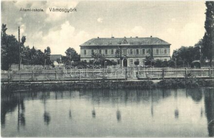 Vámosgyörk, Állami iskola. Hangya Szövetkezet kiadása