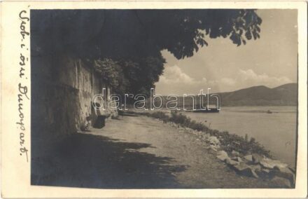 1941 Szob, Őszi Duna part, hajó kikötő. photo + Porto