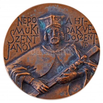 Orr Lajos (1952-) 1999. 'Nepomuki Szent János - a hidak védőszentje / Isobau Rt. A cégalapítás 10. esztendejében anno 1999.' kétoldalas Br emlékérem fa éremtartó tokban (112mm) T:2 patina