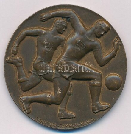 1942. 'MLSZ - BUDAPESTI KERÜLET - TART. BAJN. I. OSZT. 1. 1941-42.' Br díjérem. Szign: Grantner-Tamási-Hawel (40mm) T:2,2-