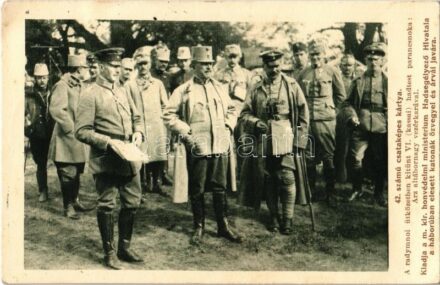 1917 42. számú csataképes kártya. A Radymnoi ütközetben kitűnt VI. (kassai) hadtest parancsnoka: Arz altábornagy és vezérkara; A Hadsegélyező Hivatal kiadása / WWI K.u.K. military, Lieutenant General with his military staff (EK)