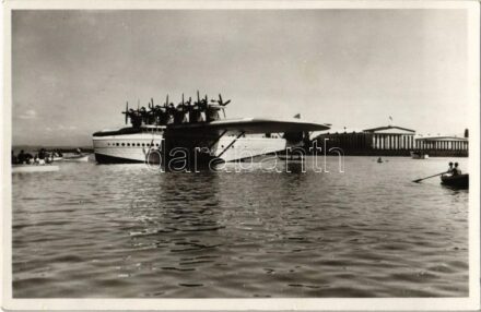 Riesenflugschiff 'Do X' mit 12 Motoren. Gebr. Metz Kunstanstalt / German Dornier Do X largest, heaviest, and most powerful flying boat / Világ legnagyobb hidroplánja