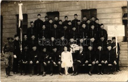 1927 Szeged, Országos Dalosverseny, III/5. Rimamurányi-Salgótarjáni Vasmű Rt. Farkaslyuk bányatelepi felvigyázó és munkás olvasókör dalárdája. csoportkép / Hungarian choir, group photo (fl)