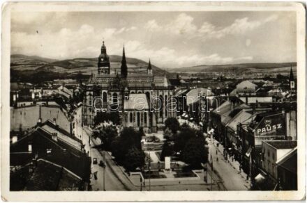 Kassa, Kosice; dóm, székesegyház, automobil, üzletek / cathedral, automobile, shops + '1938 Kassa visszatért' So. Stpl. (EK)