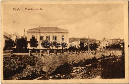 Tuzla, Handelsschule / school (EK)