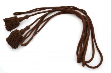 Gyalogsági kürt díszbojtja, rendszeresítve az 1945 utáni demokratikus Magyar Honvédség, majd 1951. jún. 1.-től a Magyar Néphadsereg korai éveiben, jó állapotban, h: ~3 méter félbehajtva