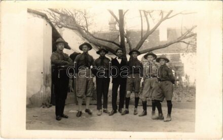 Budafoki cserkészek / Hungarian boy scouts. photo