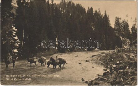 1917 Gázló Kalne mellett. Hofmann cs. és kir. altábornagy hadtestje. Hadifénykép Kiállítás / WWI Austro-Hungarian K.u.K. military, crossing the river in Kalne (Ukraine) (EK)