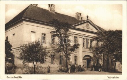 Szabadszállás, városháza