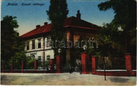 Miskolc, Huszárlaktanya