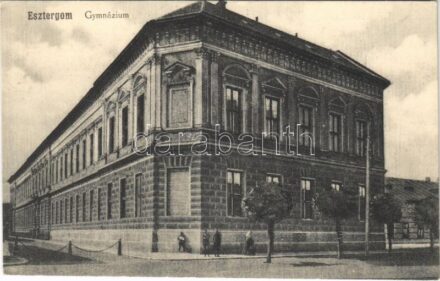 Esztergom, Szent István gimnázium