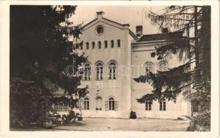1936 Fót, plébánia lak, tervezte Ybl Miklós