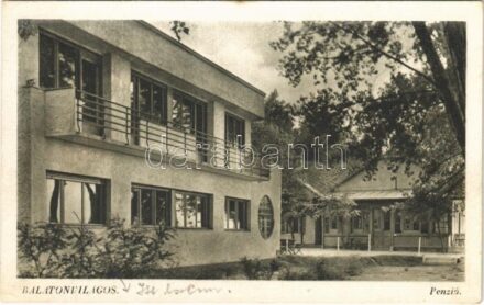 Balatonvilágos, penzió