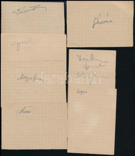 Vörös Lobogó Sortex (Soroksári AC) labdarúgóinak aláírásai, 7 db, Zsikla László, Szamosi Mihály, Solti Ferenc, Lugosi Sándor, Kovács János, Gyurik Ádám, Sóvári, valamint Magyar Ferenc edző aláírása.