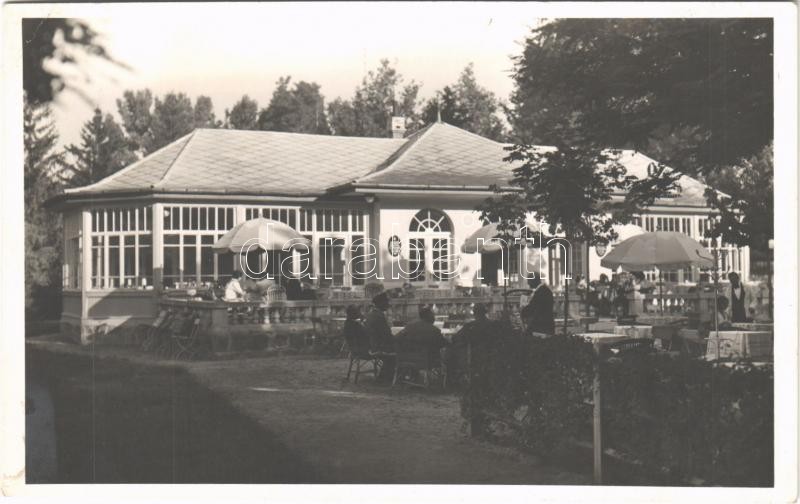 1937 Balatonföldvár, cukrászda