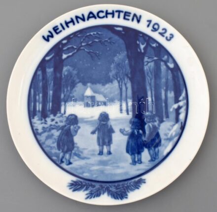 Rosenthal Weichnachtsteller 1923- Ernst Hoefer karácsonyi kiadású porcelán dísztányér. Máz alatti kék festéses, jelzett, hibátlan. / Rosenthal Christmas plate edition. Marked, flawless. d: 21,5 cm
