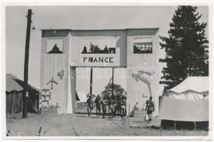 1933 Gödöllő, Cserkész Világ Jamboree, Francia tábor kapuja / IV. Scout Jamboree, 'France' gate of the French camp. photo (non PC) (EK) (14,5 x 9,5 cm)