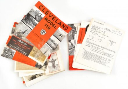 cca 1930-1940 A New York-i Engineering Machinery Company által forgalmazott The Cleveland Trencher Co. gyártmányú földmunka gépek angol nyelvű prospektusai, hozzá tartozó fotókkal: Model 80 (3 db), Model 90 (3 db fotó), Model 95 (5 db