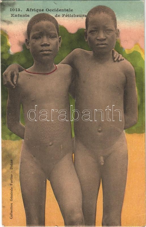 Afrique Occidentale, Enfants de Féticheurs / African folklore, nude children