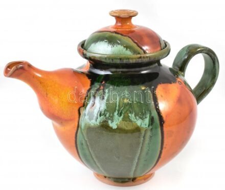 Iparművész mázas kerámia teáskanna, jelzett (Sz. É.), jó állapotban, m: 20 cm
