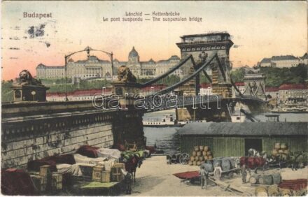 1918 Budapest, Lánchíd pesti hídfő, rakpart árukkal. Taussig 52. 1917/21. (fl)