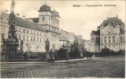 Kassa, Kosice; Premontreiek templom, Szentháromság szobor, színház / church, trinity statue, theatre