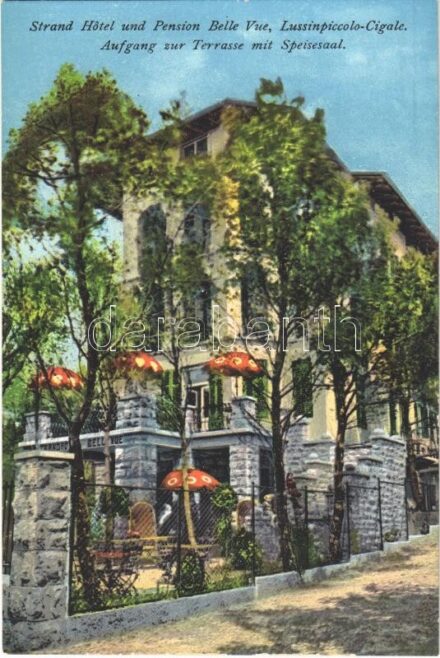 Mali Losinj, Lussinpiccolo-Cigale; Strand Hotel und Pesnion Belle Vue, Aufgang zur Terrasse mit Speisesaal