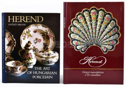 Sikota Győző: Herend. The art of Hungarian porcelain. III. kiadás. Gazdagon illusztrált. New York, Püski Publishing és Bp., Corvina, 1989. Kiadói egészvászon kötésben, papír védőborítóval. + Herend. Virágzó manufaktúra a 20.