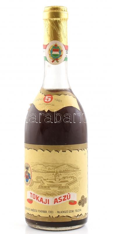 1981 Tokaji Aszú, 5 puttonyos, Tolcsva, Tokajhegyaljai Állami Borkombinát, bontatlan palack édes fehérbor, 0,5 l.