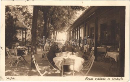 1928 Siófok, Fogas szálloda és vendéglő kerthelyisége