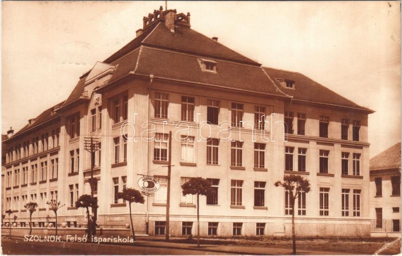 1930 Szolnok, felső ipariskola, Lardoline motorolaj reklámja