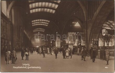 1929 Leipzig, Hauptbahnhof, Querbahnsteig / railway station interior, platforms